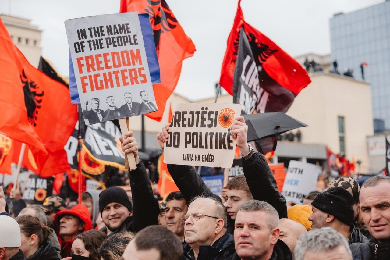 Hoxha: Protesta e 17 shkurtit kërkoi drejtësi- Asnjë normë juridike nuk lejon paraburgim mbi dy vite pa verdikt final