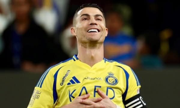 Zyrtare: Cristiano Ronaldo blen 25 për qind të aksioneve të skuadrës së njohur në Spanjë