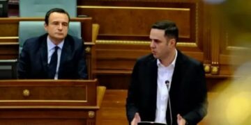 “Më shumë e shoh një zgjidhje mes LVV-së dhe LDK-së”