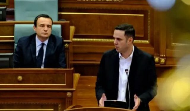 “Më shumë e shoh një zgjidhje mes LVV-së dhe LDK-së”