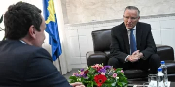 Përfundon takimi Kurti-Hamza