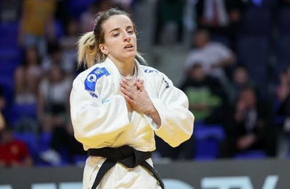 Distria Krasniqi kalon në gjysmëfinale të Grand Slamit të Parisit