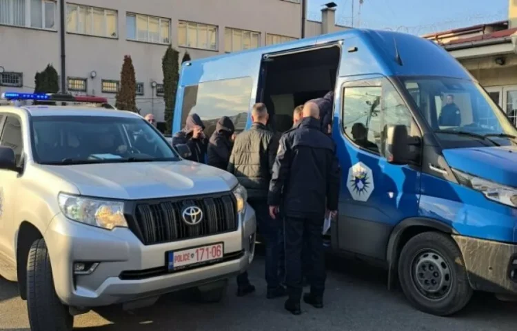 9 nga 51 të intervistuarit ndalohen për “manipulim të votave” në Dragash