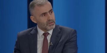 Çështja e Presidentit, avokati Berisha pas takimit të Kurtit me Hamzën: Opozita me zero plan, zero peshë, zero autoritet