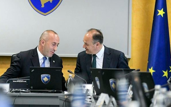 Enver Hoxhaj për dorëheqjen e Haradinajt: Vetëdije e lartë e një politikani