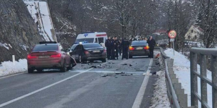 Aksidentohet eskorta e kryeministrit të Malit të Zi