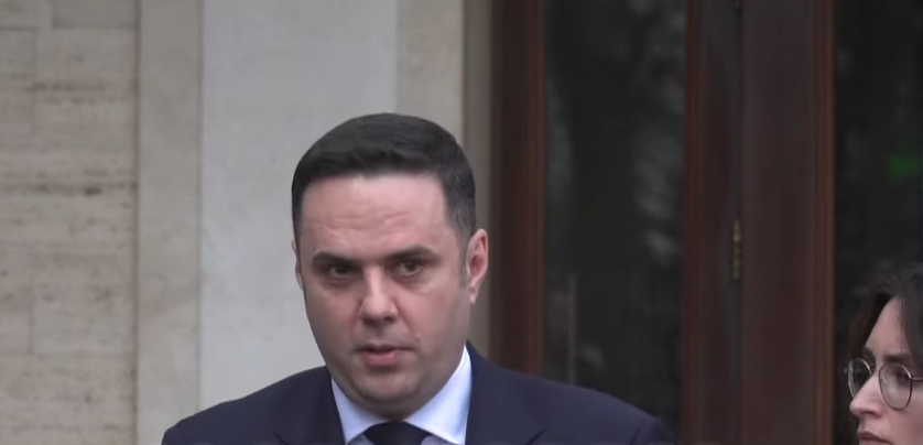 Abdixhiku pas takimit dy orësh me Kurtin: Konsensus, ose marrëveshje politike për Presidentin