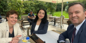 “Guxo” e ndarë për Presidentin: Donika Gërvalla s’do mandat të dytë për Vjosa Osmanin