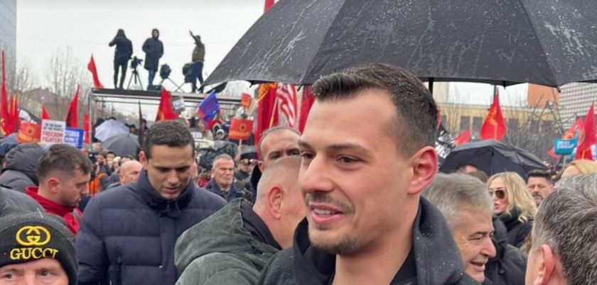 Endrit Thaçi në kërkim të drejtësisë për babanë e tij