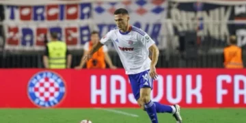 Ron Raçi vazhdon shkëlqimin në Kroaci, futet sërish në formacionin e javës