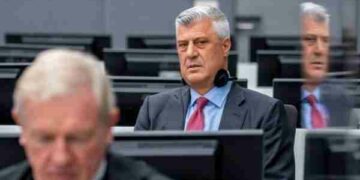 “Thuji s’i ke parë kurrë” – Prokuroria shfaq në ekran përgjimet e Thaçit me Hajredin Kuçin