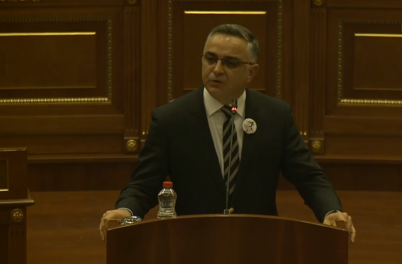 Besnik Tahiri – Kurtit: Ke propozuar Qeveri me 21 ministra, si me qenë Kosova e madhe sa Kina