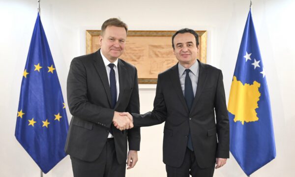 Takimi me Sorensen, Kurti: Kosova e përkushtuar për normalizim të marrëdhënieve me Serbinë