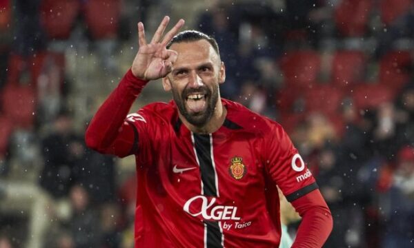 Vedat Muriqi në top-5shen për Këpucën e Artë