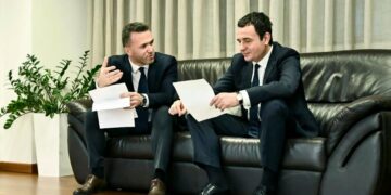 Këshilltari i Kurtit: Vjosa Osmani është zgjedhur kryeparlamentare dhe presidente me votat e Lëvizjes Vetëvendosje!