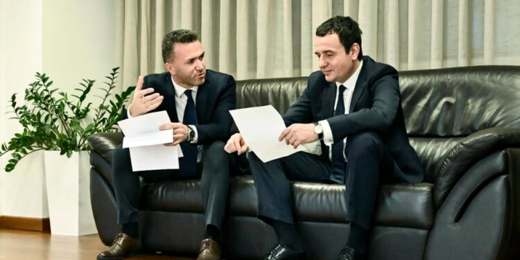 Këshilltari i Kurtit: Vjosa Osmani është zgjedhur kryeparlamentare dhe presidente me votat e Lëvizjes Vetëvendosje!