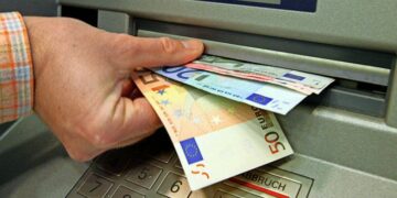 Paga minimale në Kosovë nuk po respektohet për disa punëtorë