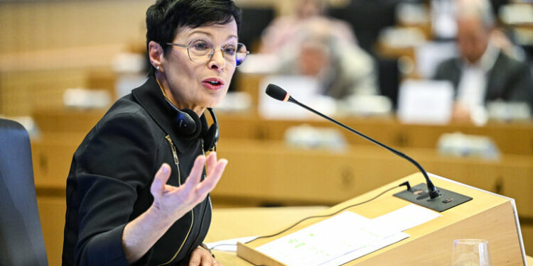 Akuzat për bashkëpunim me policinë sekrete jugosllave, Kos do t’u përgjigjet eurodeputetëve në fund të prillit