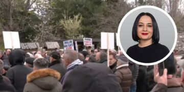 Protestë në Rugovë, banorët kundërshtojnë vendimin e Pacollit për ndalimin e ndërtimeve në Bjeshkët e Sharrit