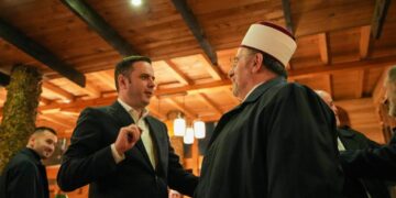 Festa e Bajramit, Abdixhiku: Zoti ju bekoftë ju, familjet tuaja dhe vendin tonë!