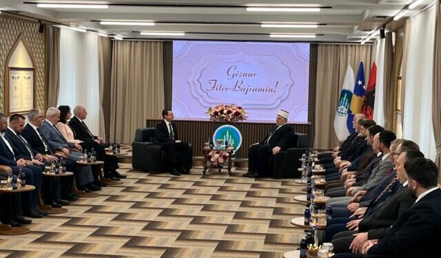 Kurti: Po përballemi me dy sfida, me provokime në kufi dhe me ngritjen e çmimit të naftës