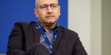 Alarm për lirinë e mediave, Gutierrez kritikon Kurtin pas takimit dyorësh: Ai nuk ka vullnet