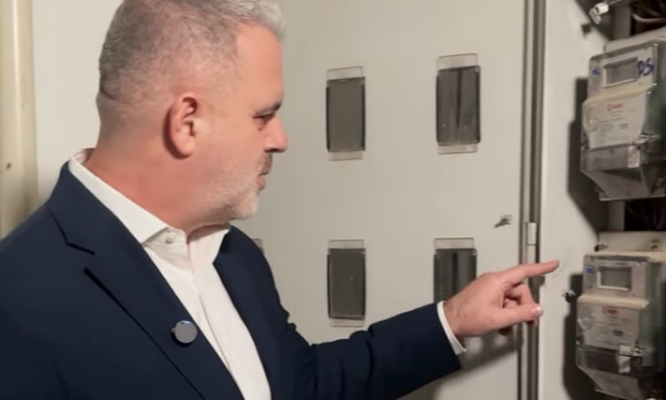 Azemi tregon si të verifikohen njehsorët: M’i dërgoni faktet që ta përgatisë dosjen për Prokurorinë Speciale