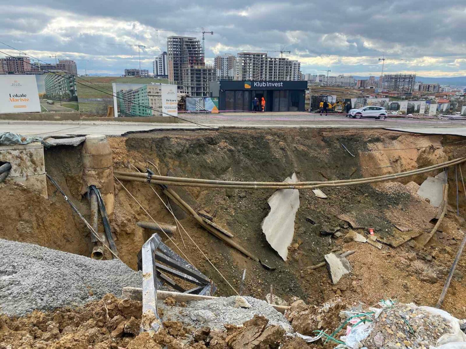 Shembja e dheut, kryeprokurori i Prishtinës: Është intervistuar pronari, nga hetimi s’përjashtohen as zyrtarët komunalë