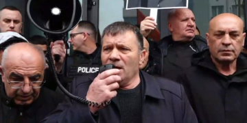 Jashari nga protesta: Brenda qeverisë ka ministra që janë anti-UÇK