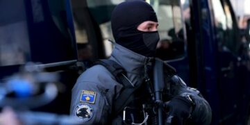 Këta janë pesë serbët e arrestuar për krime lufte në Syriganë të Skenderajt (Emrat)