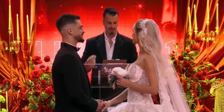 Gimbo martohet me Selin, pamje nga dasma e madhe