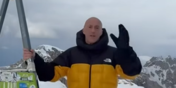 Haradinaj uron 8 Marsin nga Maja e Korabit (VIDEO)