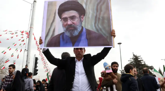 Kush është Mojtaba Khamenei, udhëheqësi i ri suprem i Iranit?