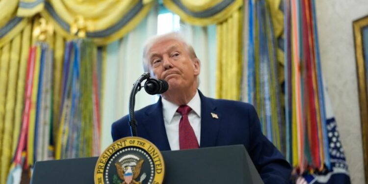 Trump thotë se do të bie çmimi i naftës, sapo të përfundojë kriza në Iran