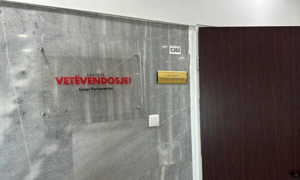 Planet e Kurtit për kandidat të tij për President – Grupi parlamentar i VV’së mblidhet sot për të diskutuar