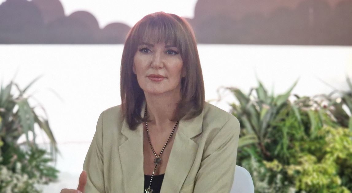 “Ish-presidentja Jahjaga mund t’i futet garës sërish”