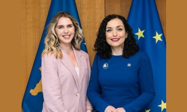 Shefja e stafit të Osmanit thotë se Kurti ndryshoi rrugës: Do t’jua pranonim nënshkrimet nëse do të vinin bashkë me votat e VV’së