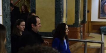 Osmani shihet me Ukë Rugovën, s’flet për Presidentin- Është Epopeja e UÇK-së sot, ta respektojmë!