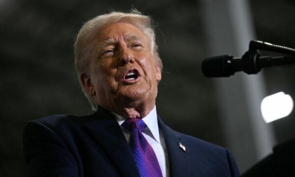 Trump minimizon rritjen e çmimeve të naftës: Kështu SHBA bën shumë para