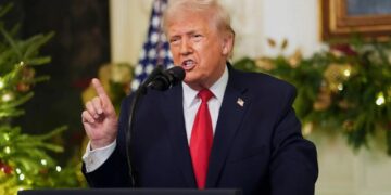 Pentagoni shton forcat në Ngushticën e Hormuzit