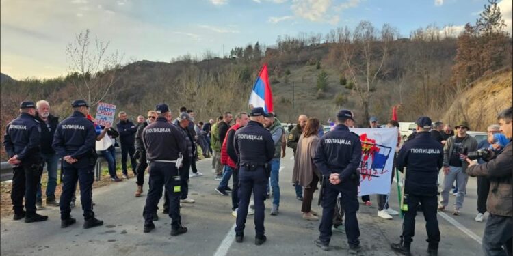Mbyllet rruga në Jarinjë, kjo është arsyeja