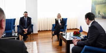 Albin Kurti emëron Tijana Veljkoviqin zëvendësministre