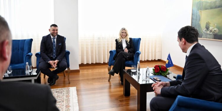 Albin Kurti emëron Tijana Veljkoviqin zëvendësministre