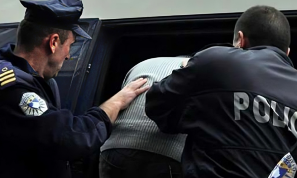 Dyshohet se i pastroi mbi 2 milionë euro përmes kompanive të tij, kapet dhe ndalohet për 48 orë një person