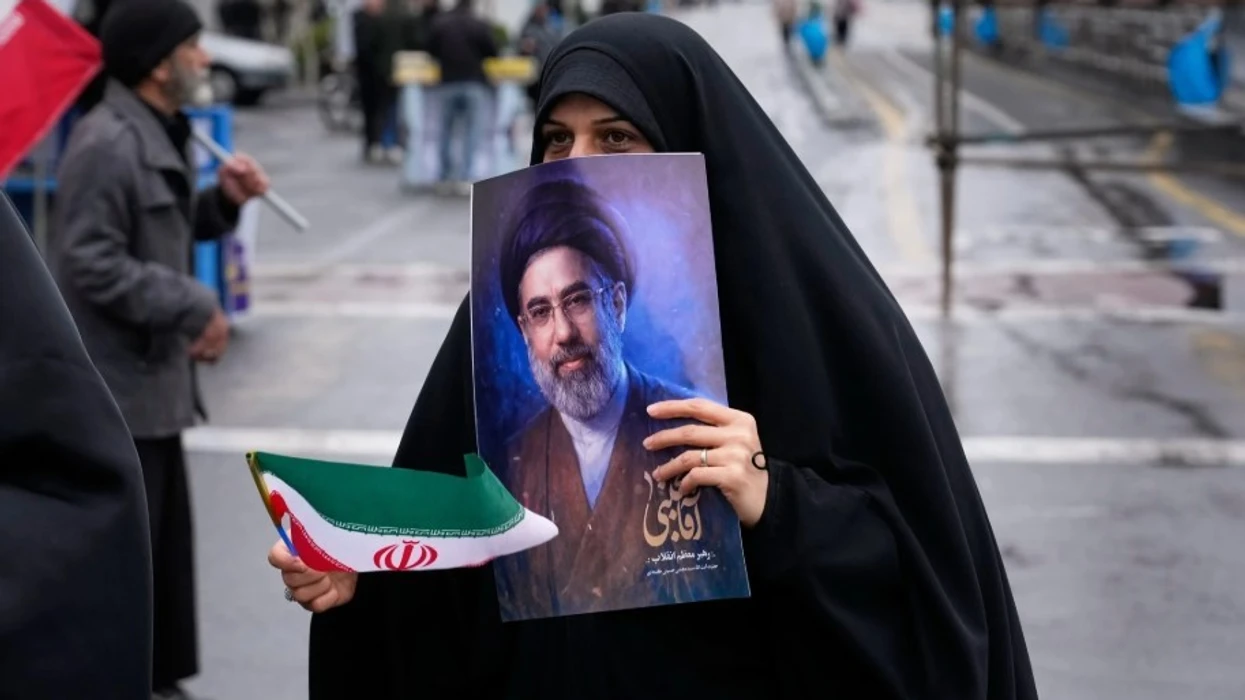 Armët bërthamore, Ngushtica e Hormuzit dhe sulmet ndaj fqinjëve: Cilat janë pikëpamjet e udhëheqësit të ri suprem të Iranit?