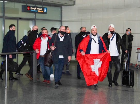 Zefaj: Mërgimtarët kur vijnë në Kosovë nuk kanë rrymë, diaspora po shfrytëzohet për vota!