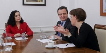 Qeveria me kërkesë për presidenten Osmani, ka të bëjë me Donika Gërvallën