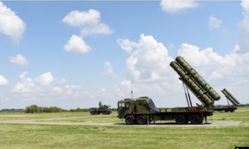 Serbia ndez “alarmin raketor”