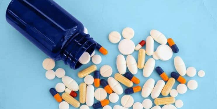 Antibiotikët ndikojnë në mikrobiomën e trupit deri në 8 vite