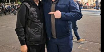 Andin Hoti takohet me Lulzim Jasharin: Asnjë fuqi nuk mund ta shuajë dashurinë e shqiptarëve për liri